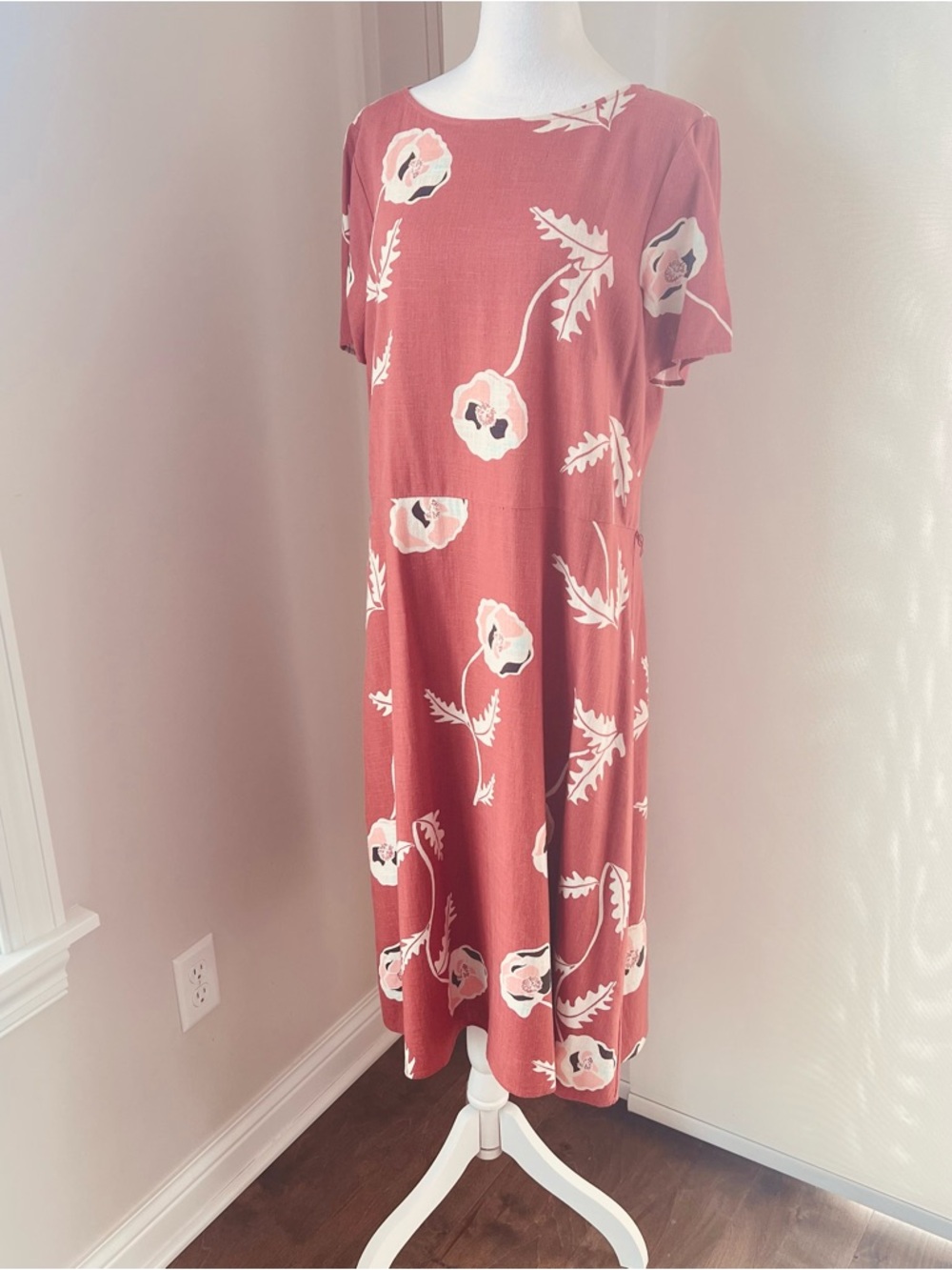 Ann Taylor NWT rust flower dress size 16